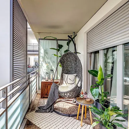 2br Arnulfpark - What'app - 0034-656-619-782 - For Reservations! Lägenhet München